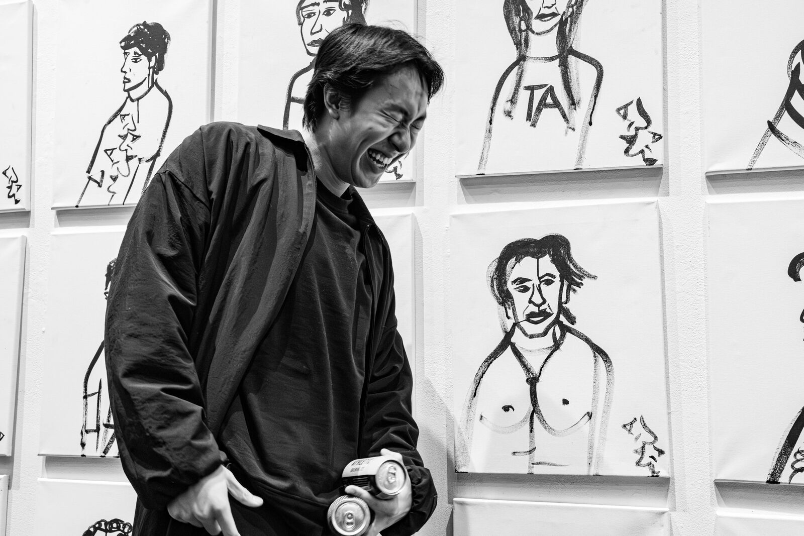 The 100 portraits opening, photo 7